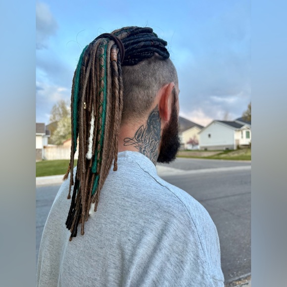 Meet your Posher, Chris - Picture 8 of 17